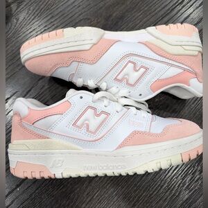 New Balance 550 Athletic Shoe - Big Kid - White / Pink Haze size 5